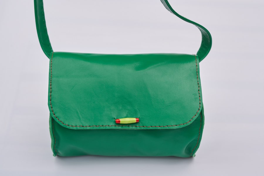 Everyday Small Leather Bag Shop by Venezia Autentica - Shop by Venezia Autentica - Handmade leather bag, entirely designed and handmade in Venice, Italy. Decorated with a beautiful Murano Glass bead, this bag is your perfect everyday companion